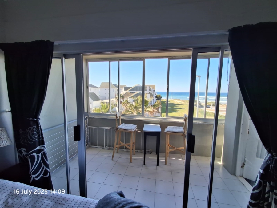 To Let 2 Bedroom Property for Rent in Summerstrand Eastern Cape